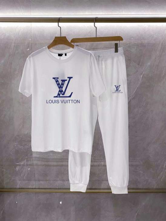 Picture of LV Shirt Pant Suits _SKULVM-5XLkdtn0523606